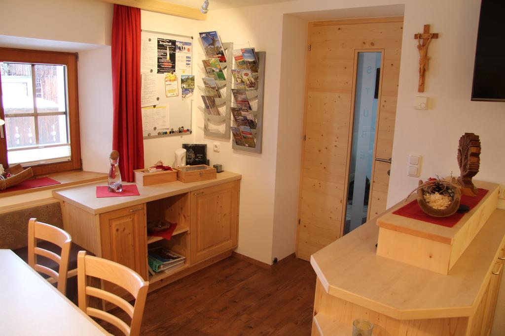 Apartmenthaus Innerkratzerhof Prägraten Exterior foto